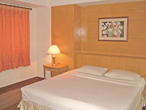Imagen general del Hotel Mall Suites Express. Foto 20