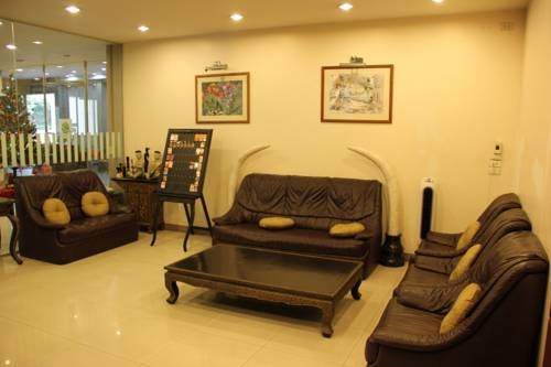 Imagen general del Hotel Mall Suites Express. Foto 24
