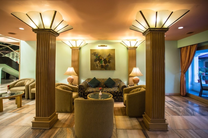 Imagen de los interiores del Hotel Malla. Foto 17