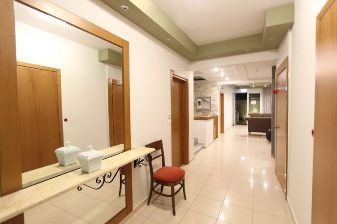 Imagen de los interiores del Hotel Mallas. Foto 19