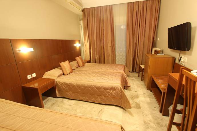 Imagen de la habitación del Hotel Mallas. Foto 13