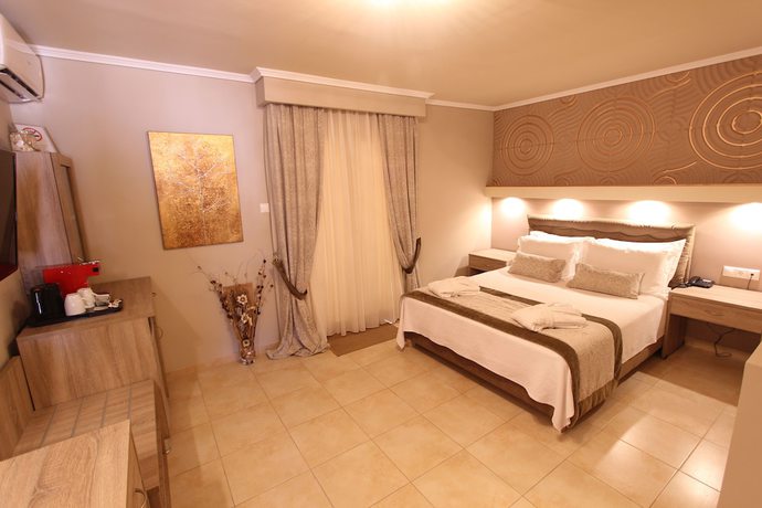 Imagen de la habitación del Hotel Mallas. Foto 15