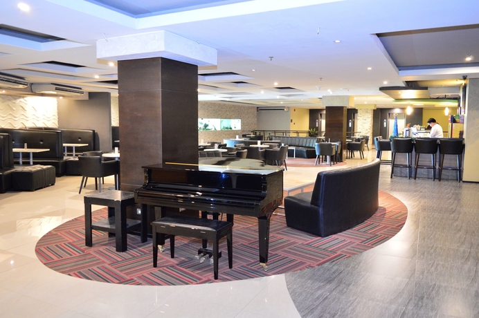 Imagen de los interiores del Hotel Mallberry Suites Business. Foto 9