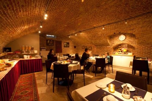 Imagen de los interiores del Hotel Malleberg. Foto 6