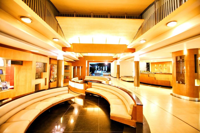 Imagen de los interiores del Hotel Malligi. Foto 19