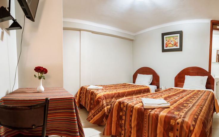 Imagen de la habitación del Hotel Mallmanya. Foto 10