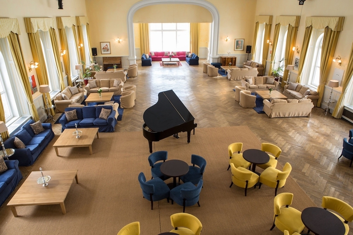 Imagen del bar/restaurante del Hotel Maloja Palace. Foto 4