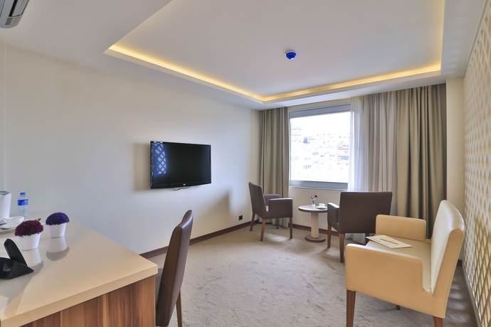 Imagen de la habitación del Hotel Malta Bosphorus. Foto 14