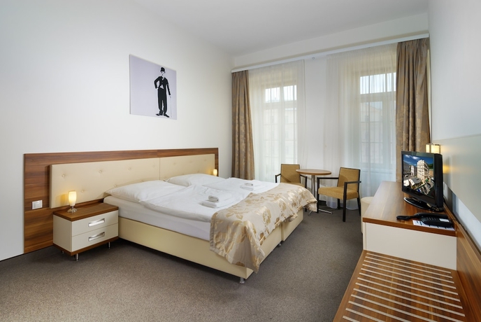 Imagen de la habitación del Hotel Malta. Foto 4