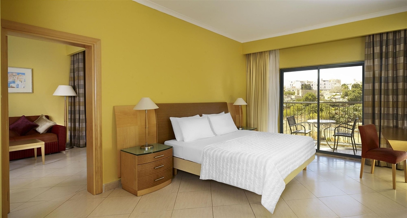 Imagen de la habitación del Hotel Malta Marriott and Spa. Foto 4