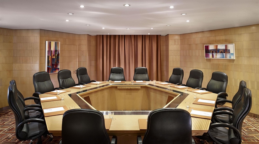 Imagen de los interiores del Hotel Malta Marriott and Spa. Foto 15