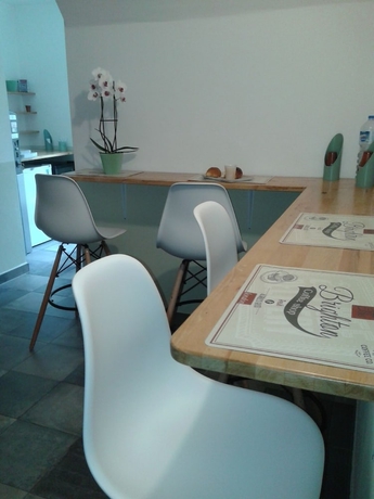 Imagen de los interiores del Hotel Malta, Mil&aacute;n. Foto 19