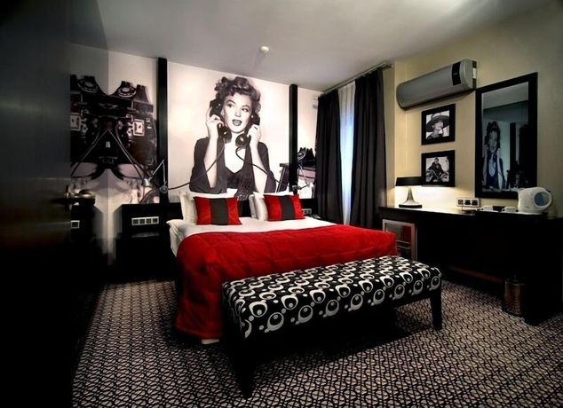 Imagen de la habitación del Hotel Maltepe 2000. Foto 9