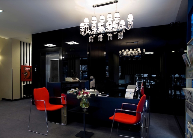 Imagen de los interiores del Hotel Maltepe 2000. Foto 18