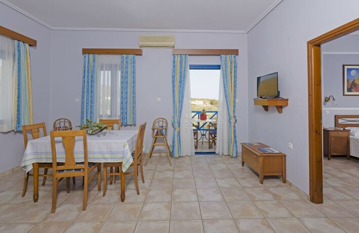 Imagen de la habitación del Hotel Maltezana Beach. Foto 7