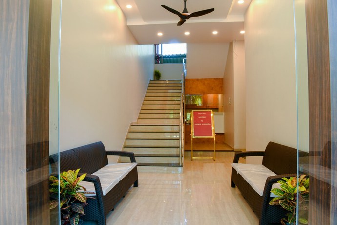 Imagen de los interiores del Hotel Malvan\'s Aishwarya. Foto 19