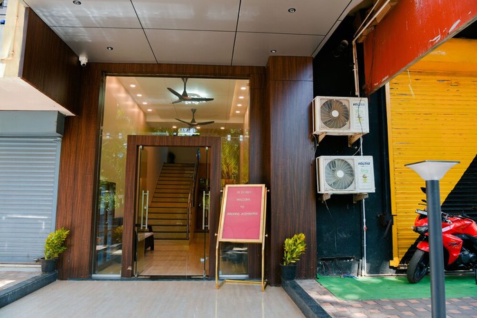 Imagen general del Hotel Malvan\'s Aishwarya. Foto 5