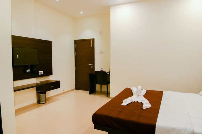 Imagen de la habitación del Hotel Malvan\'s Aishwarya. Foto 17