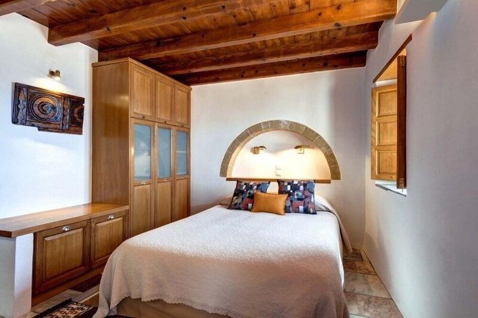 Imagen de la habitación del Hotel Malvasia Traditional. Foto 5