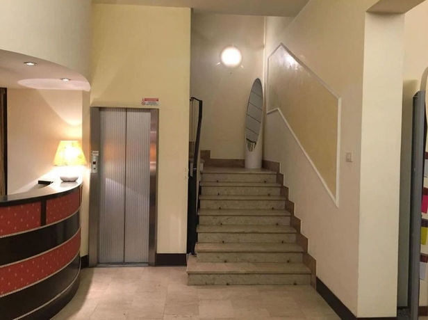 Imagen de los interiores del Hotel Malvina. Foto 10