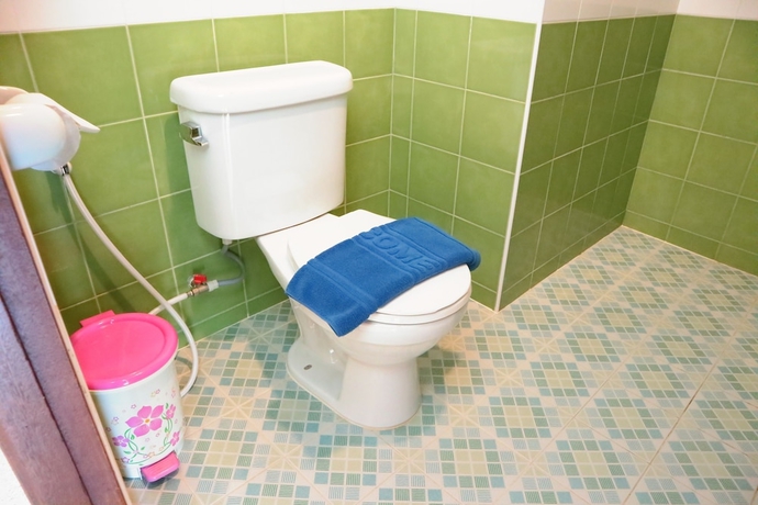 Imagen de la habitación del Hotel Mam Kai Bae Beach Resort. Foto 6