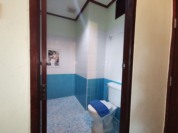 Imagen de la habitación del Hotel Mam Kai Bae Beach Resort. Foto 11