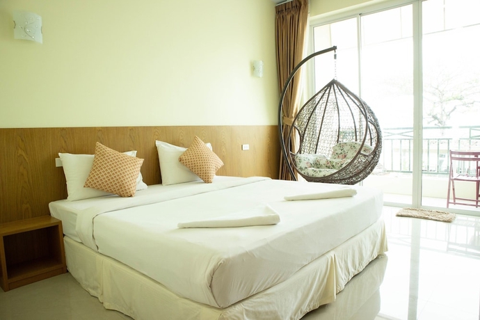 Imagen de la habitación del Hotel Mam Kai Bae Beach Resort. Foto 15