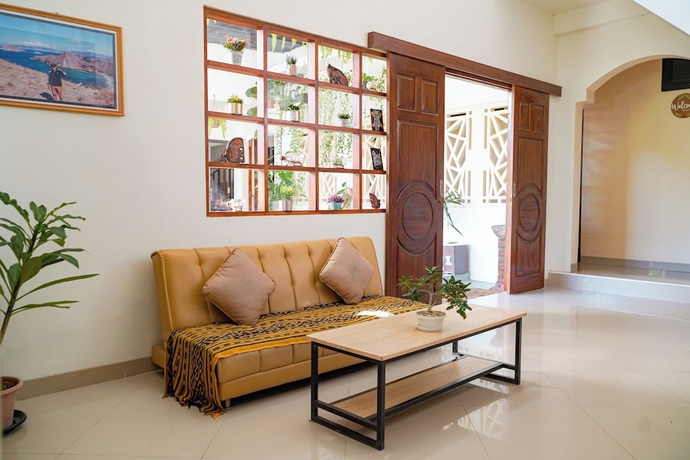 Imagen de los interiores del Hotel Mama Komodo Bed and Breakfast. Foto 15