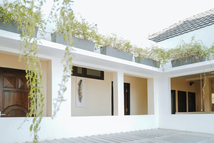 Imagen de los interiores del Hotel Mama Komodo Bed and Breakfast. Foto 16