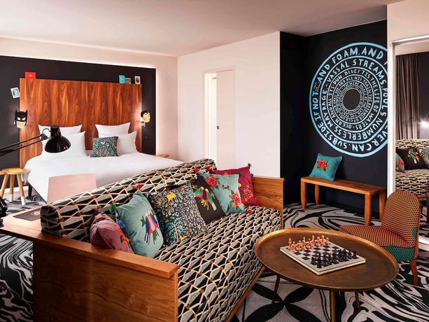 Imagen de la habitación del Hotel Mama Shelter Belgrade. Foto 16