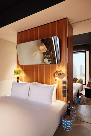 Imagen de la habitación del Hotel Mama Shelter Dubai. Foto 11