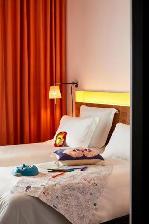 Imagen de la habitación del Hotel Mama Shelter Lille. Foto 13