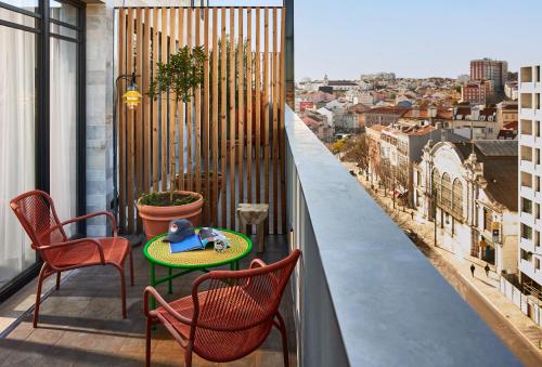 Imagen de la habitación del Hotel Mama Shelter Lisboa. Foto 14