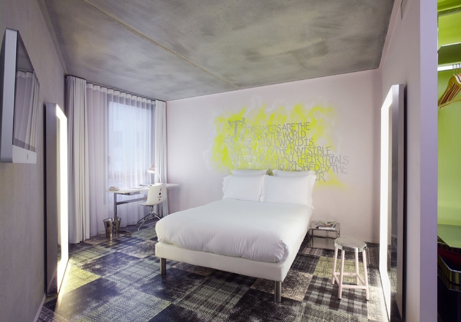 Imagen de la habitación del Hotel Mama Shelter Marseille. Foto 11