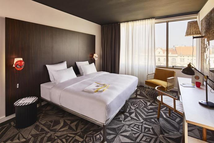 Imagen de la habitación del Hotel Mama Shelter Prague. Foto 5