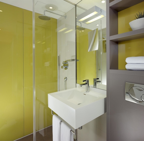 Imagen de la habitación del Hotel Mama Shelter Zurich. Foto 3