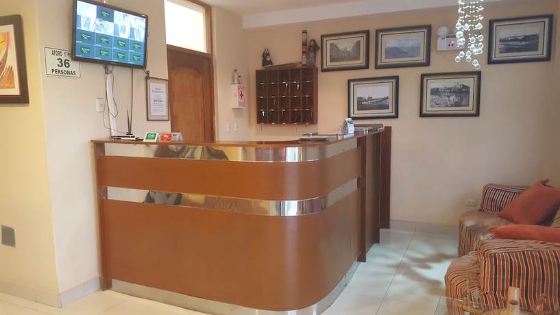 Imagen de los interiores del Hotel Mama Tina. Foto 20