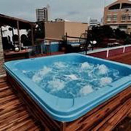 Imagen de la piscina del Hotel Mama Waldy Hostel. Foto 5