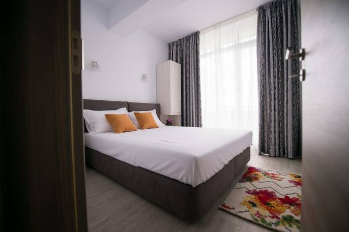 Imagen de la habitación del Hotel Mamaia Alezzi. Foto 13