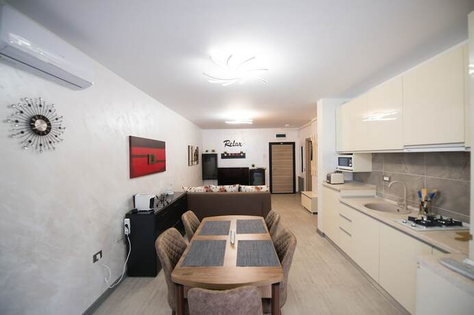 Imagen general del Hotel Mamaia Alezzi. Foto 10