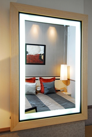 Imagen de la habitación del Hotel Mamaison Andrassy Budapest. Foto 12