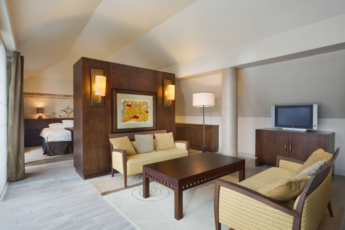 Imagen de la habitación del Hotel Mamaison Le Regina Warsaw. Foto 4