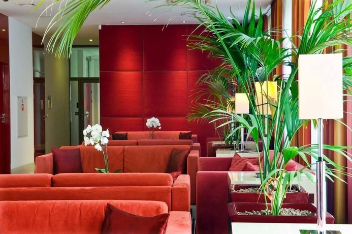 Imagen de los interiores del Hotel Mamaison Residence Diana. Foto 10