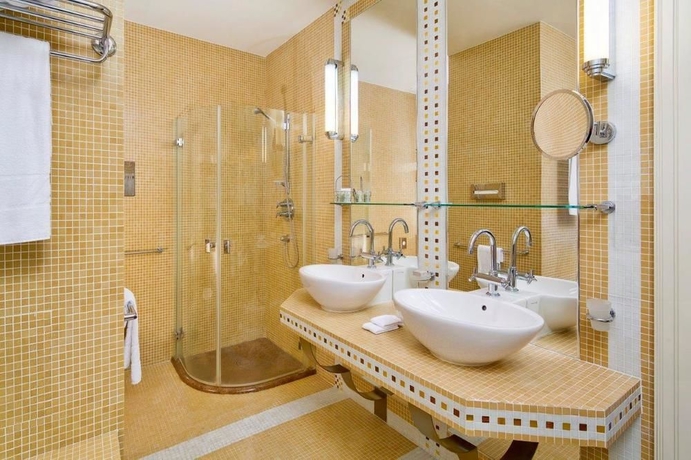 Imagen de la habitación del Hotel Mamaison Riverside Prague. Foto 1
