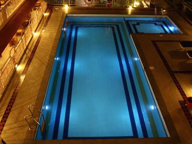 Imagen de la piscina del Hotel Mamallaa Heritage. Foto 18