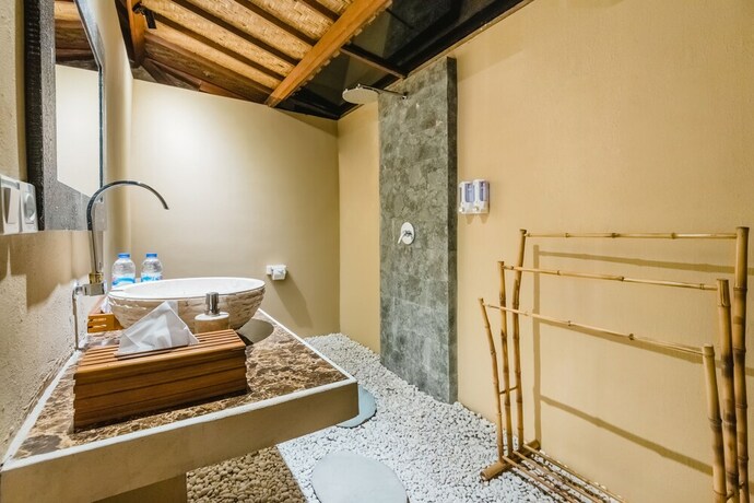 Imagen de la habitación del Hotel Mamamia Island Villa. Foto 32