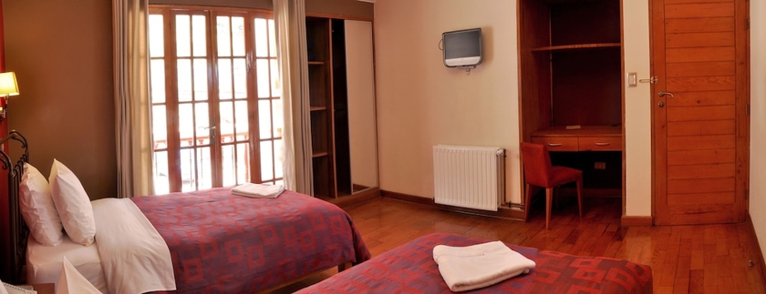 Imagen de la habitación del Hotel Mamasara. Foto 16