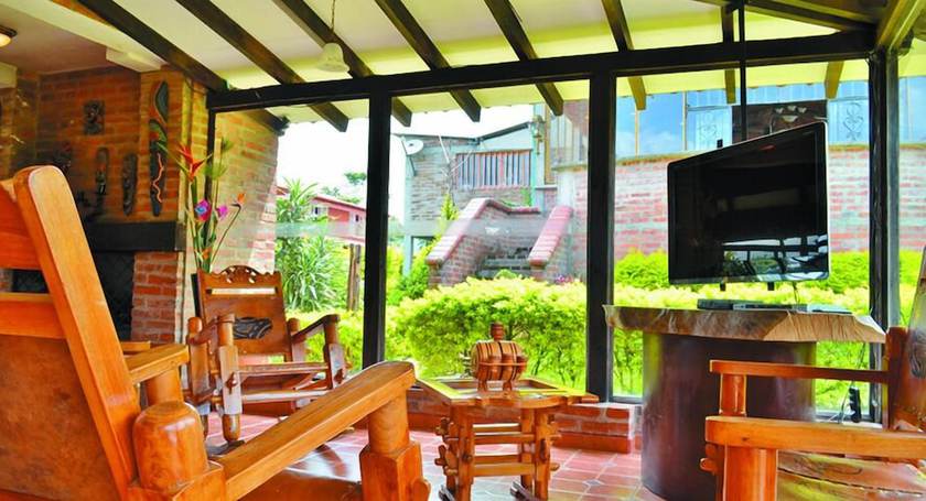 Imagen de los interiores del Hotel Mamatina. Foto 16
