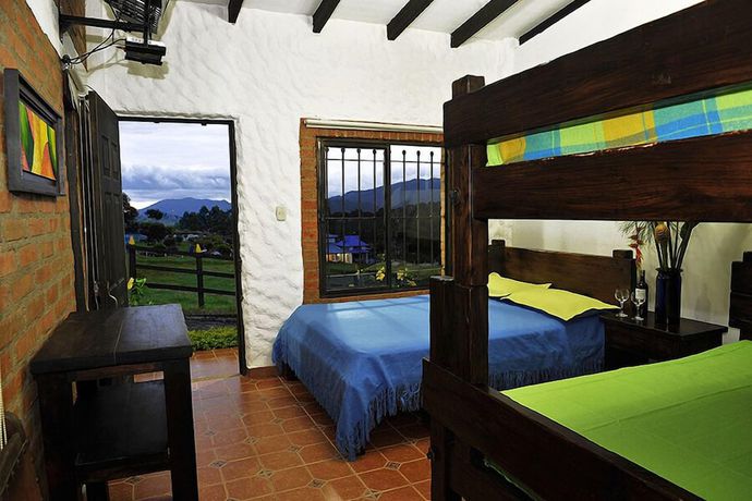 Imagen de la habitación del Hotel Mamatina. Foto 14