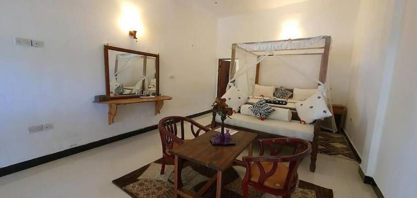 Imagen general del Hotel Mambo Beach Villas. Foto 4